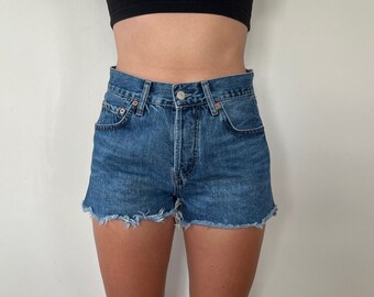 Vintage Levis Shorts 501 | Blue | High Waisted | W28