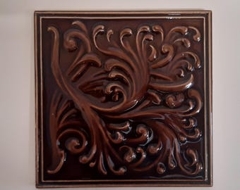 Antique tile Pilkingtons Art Nouveau swirls from about 1900