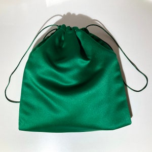 Handmade USA Green Satin Dust Bag: Jewelry, Handbag Storage (10x10")