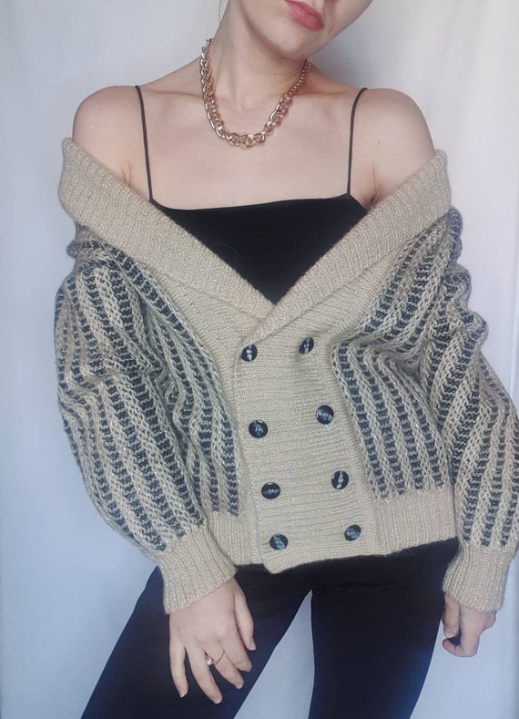 Vintage beige cardigan