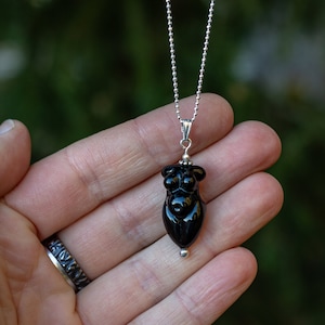 Goddess glass bead pendant | Venus