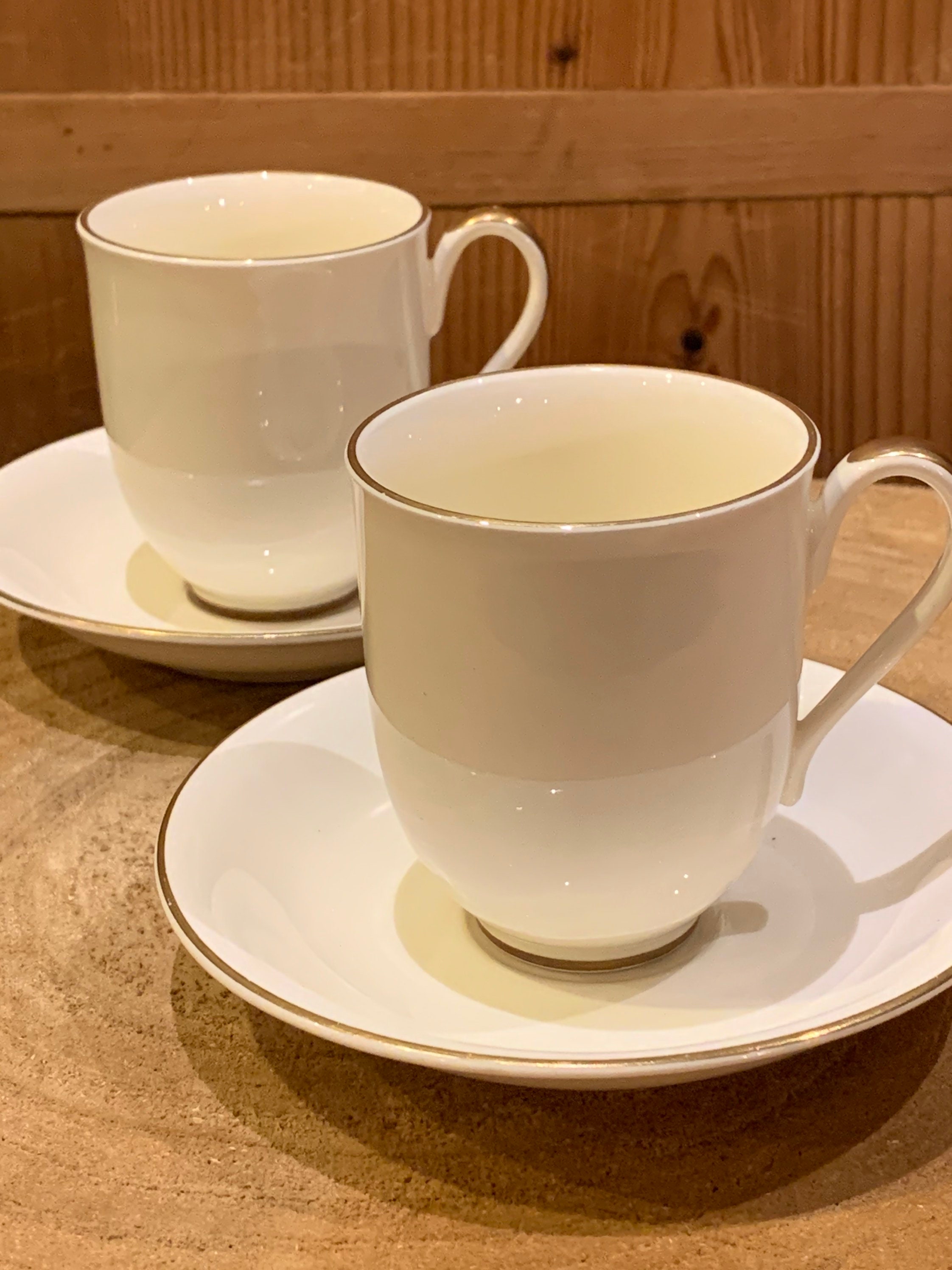Kopjes en schoteltjes - bloemenprint