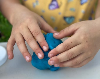 Homemade, Non-Toxic Playdough (infused with essential oils) - Sniffles