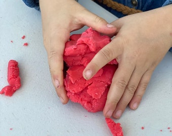 Homemade, Non-Toxic Playdough (infused with essential oils) - Christmas