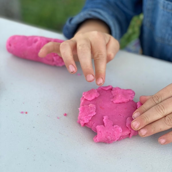 Homemade, Non-Toxic Playdough (infused with essential oils) - Focus