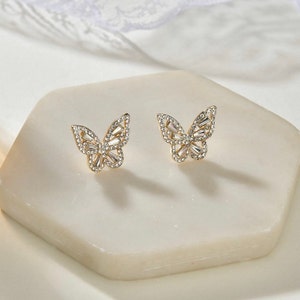 FAST SHIPPING! .925 Silver Post Beautiful Butterfly Diamond Rhinestone Bling Stud Earrings Cute Christmas Gift Birthday Love Girlfriend