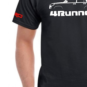 4Runner T-Shirt TRD ODER SR5 auf beiden Ärmeln für BMW 4Runner auf Gildan Soft Fabric Shirts, Toyour 4 Runner OffRoad Lover Shirts