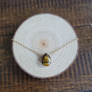 Tiger Eye Teardrop Dainty Pendant Necklace