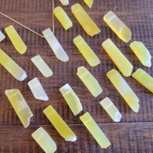 Yellow Agate Bar Pendant Necklace