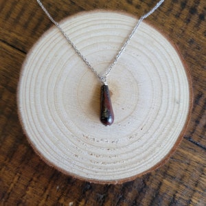 Red Tiger Iron Dainty Teardrop Pendant Necklace