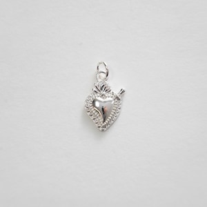 Ciondoli a forma di cuore sacro in argento, pendente a forma di cuore sacro riempito in oro 18 carati, collana con bracciale con ciondoli religiosi per la fornitura di gioielli fai-da-te
