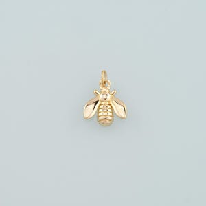 Gold Insect Charms,18K Gold Filled Bee Pendant,Dainty Bee Charm Bracelet Necklace for DIY Jewelry Making Supply