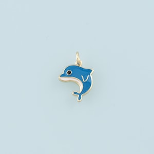 Niedliche Delphin Charms, 18K Gold Filled Emaille Delphin Anhänger, Kawaii Ocean Charm Armband Halskette für DIY Schmuckherstellung Versorgung
