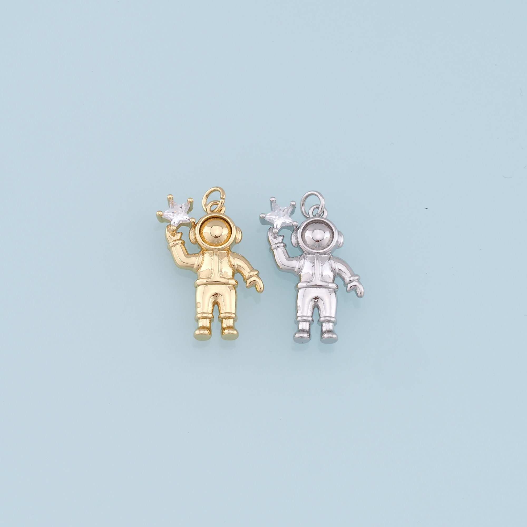 Fine 10k Yellow Gold Astronaut Charm Pendant - Vintage Outline Design For Necklace Jewelry