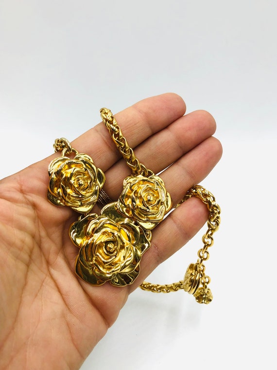 Yves Saint Laurent, rare, necklace or three roses - image 6