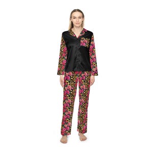 Luxuriöser Blumen Satin Pyjama Set für Frauen, Gemütliche Nachtwäsche, Perfekt für Nachtwäsche oder Faulenzen, Jubiläum, Geburtstagsgeschenk