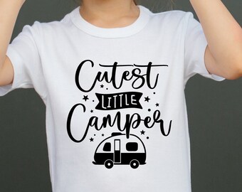 Schattigste kleine camper svg, Camping kids, gelukkig kampvuur, outdoor minnaar, png, eps, dxf, svg gesneden bestand voor Cricut, Happy Camper, Camping Lover