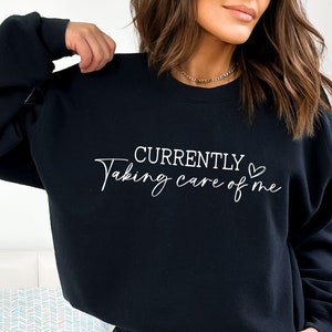 Atualmente cuidando de mim, amor próprio SVG, consciência mental, poder feminino, svg para camisa, carta de mão, png, eps, dxf, arquivo de corte svg para Cricut