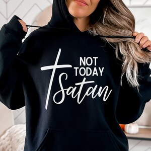 Not Today Satan SVG, religioso, cita cristiana divertida, oración, svg para camisa, diseño de carta de mano, png, eps, dxf, archivo de corte svg para Cricut