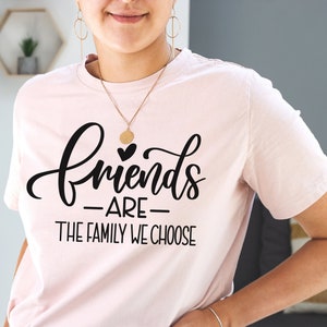 Los amigos son la familia que elegimos svg, mejor amigo, BFF, bestie, svg para camisa, diseño de letras a mano, png, eps, dxf, svg archivo de corte para Cricut