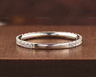 Regalo para mujer, banda de boda de moissanita blanca redonda, anillo de compromiso de media eternidad apilable de plata de ley 925, conjunto de anillo de circonia cúbica nupcial para mujer