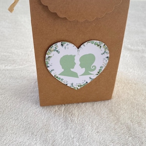 Sacchetto di carta kraft a forma di cuore di eucalipto - regalo per gli invitati al matrimonio