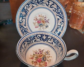 Wedgwood Dark Blue Florentine Tea Cup and Saucer W1079 Floral Center
