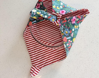 Floral with Red & white striped/Quilted Pie Casserole Tote 18"x8"