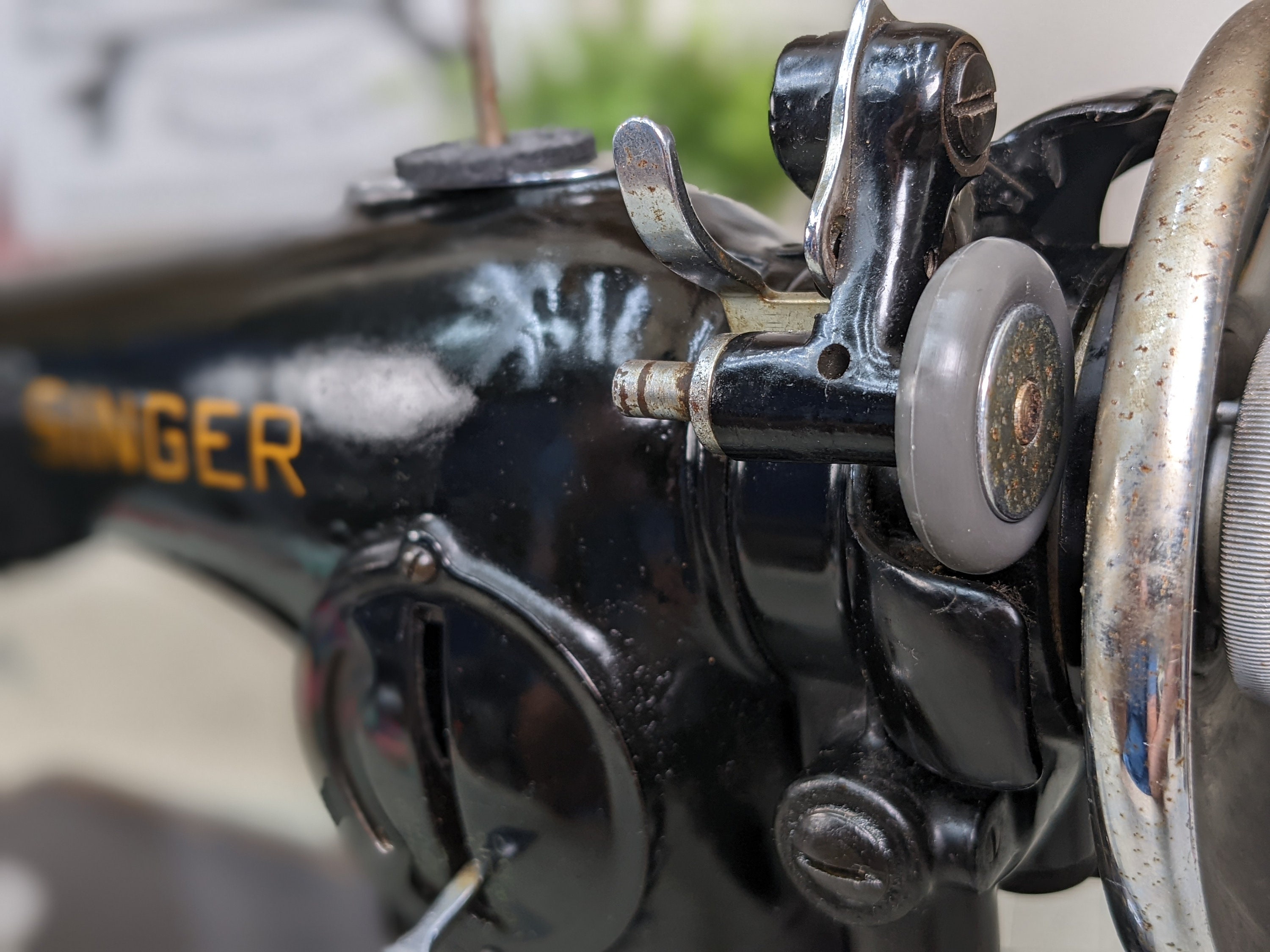 Dark Gray Bobbin Winder Tire With Dark Gray Felt Pads 1 Set Etsy