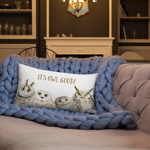 Owl Good! Premium Pillow