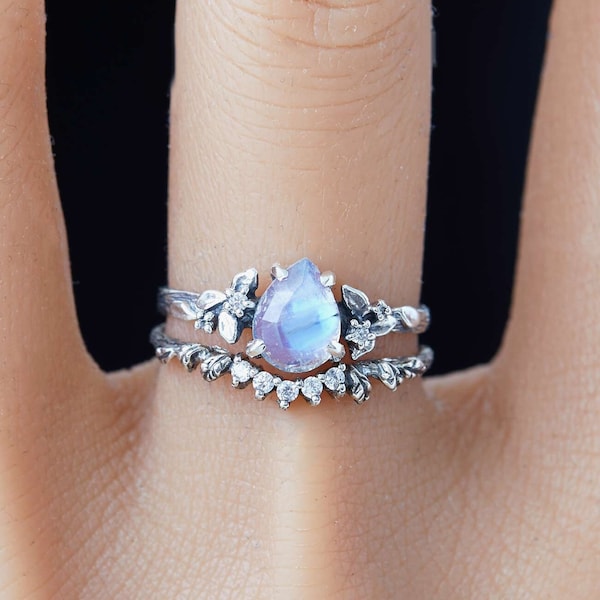 Moonstone ring set, Engagement leaf ring set, Sterling silver nature inspired rings, Boho ring, Promise ring gift, TheFloraJewels