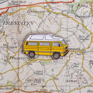T25_pins | VW T25 T3 Westfalia High Top | Yellow/White | Premium Soft Enamel Nickel Pin Badge