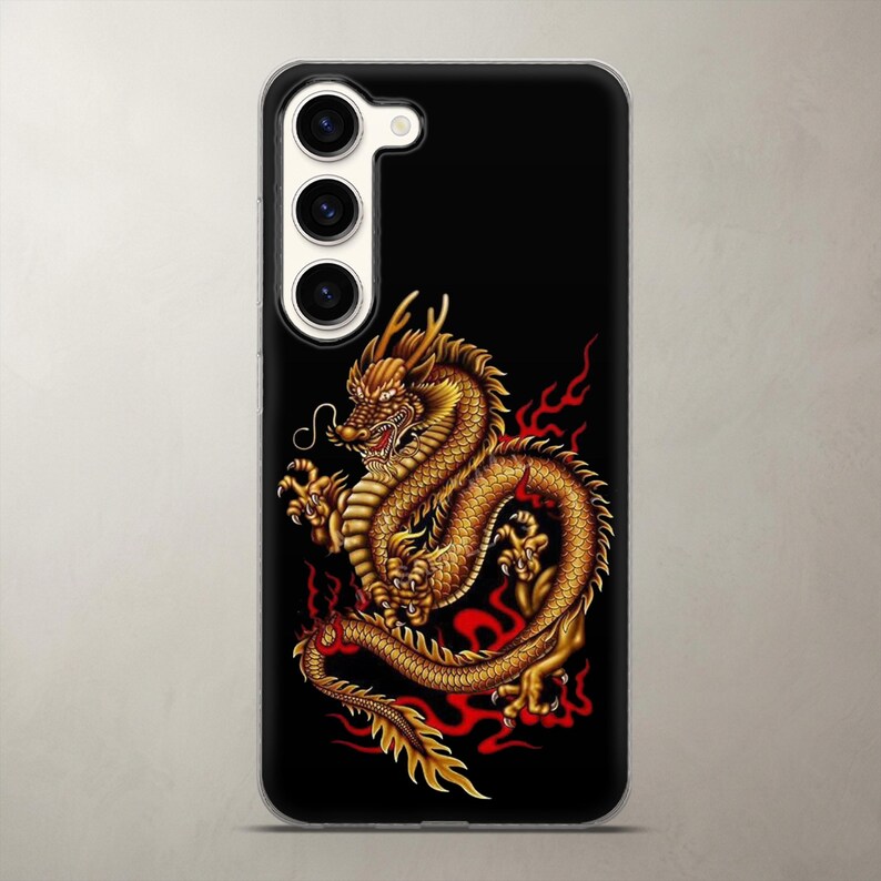 Striking mythical phone case showing a golden eastern dragon surrounded by red flames on a black background for Samsung Galaxy. Blends epic fantasy art with sturdy daily tech protection. The clear silicone bumper absorbs impact from drops. Custom fit for modern models to keep your smartphone completely safe