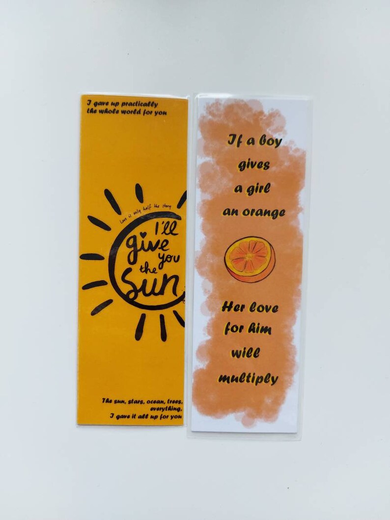 High quality handmade waterproof double-sided bookmarks that are inspired by the book I'll give you the sun by Jandy Nelson. All the designs are hand-drawn on graphical tablet. 

♥ Size of bookmarks: 5.5 x 15 (2.17 x 5.91 in)♥