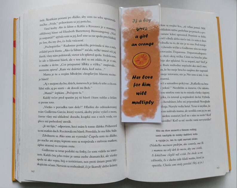 High quality handmade waterproof double-sided bookmarks that are inspired by the book I'll give you the sun by Jandy Nelson. All the designs are hand-drawn on graphical tablet. 

♥ Size of bookmarks: 5.5 x 15 (2.17 x 5.91 in)♥