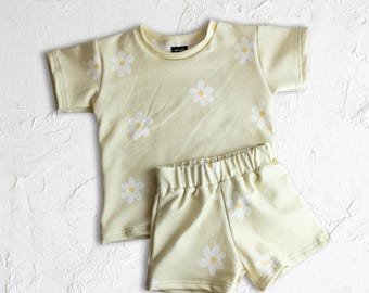 Conjunto de verano de algodón orgánico con estampado de flor de tilo (fabricado y cosido en EE. UU.)