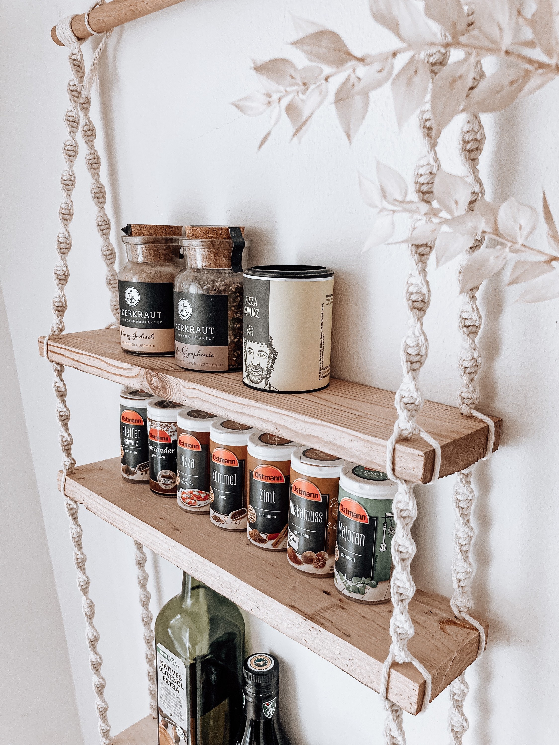 Gewürzregal praktisch • Makramee platzsparend • Boho • Regal schmal Badezimmer • schlicht • klein • Küchenregal • Gewürze • Hygge • Bretter