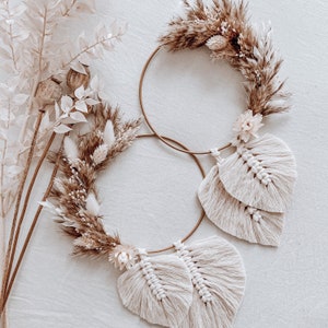 Feathers • Macrame • Dried flowers • Wall hanging • Boho • decoration • Wedding gift • Dried flower wreath • Flower ring