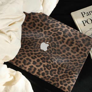 Fashion leopard Print MacBook Protective Case For Macbook Air 11/13 Pro13/14/15/16 Personalized Name A2337 2338 A2941  2008-2024 Laptop