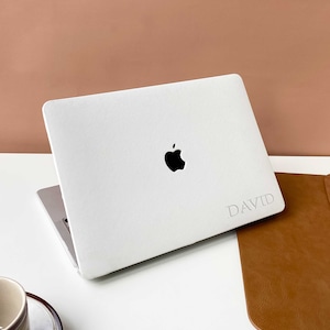 Pearl White MacBook Hard Protective Case For Macbook Air 11/13 Pro13/14/15/16 Personalized Name A2681 2338 2008-2022Laptop