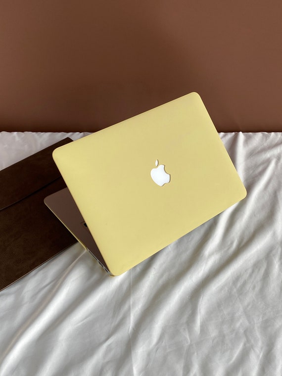 Light yellow top macbook air case