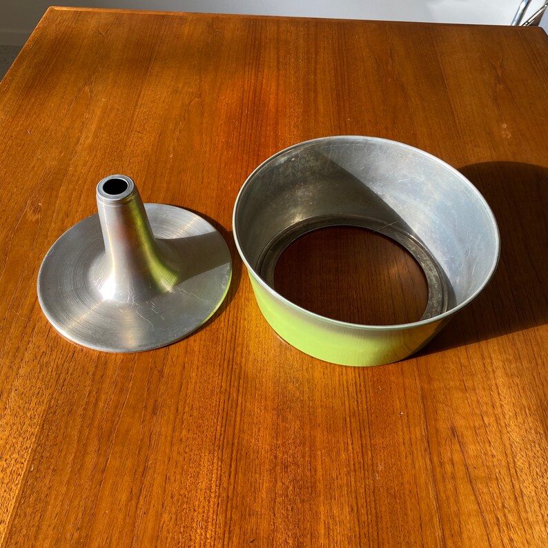 1970s Avocado Green Tube Pan Angel Food Cake Pan Etsy