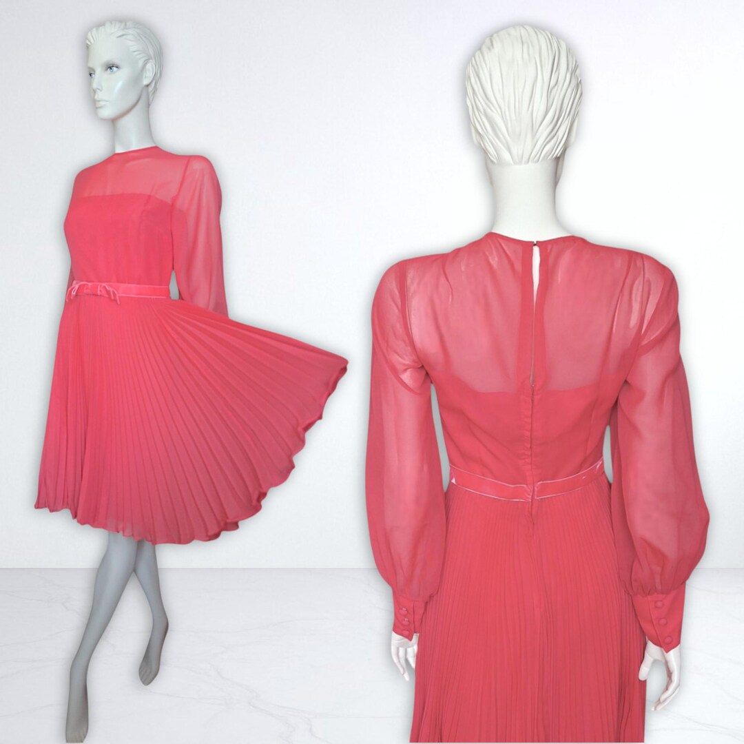 sweater red dress Adorable Size:16 36/37 Cobalt Gown Dress your Family in