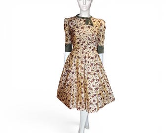 1950s 1960s Vintage Silk Fit & Flare Dress, Yellow Brown Floral Pleated Bodice, Size UK 8-10 - VFG Member