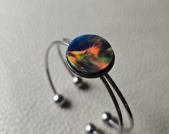 Aurora borealis northern light bracelet. Opal adjustable bracelet made from stainless steel. Sophisticated gift for women.