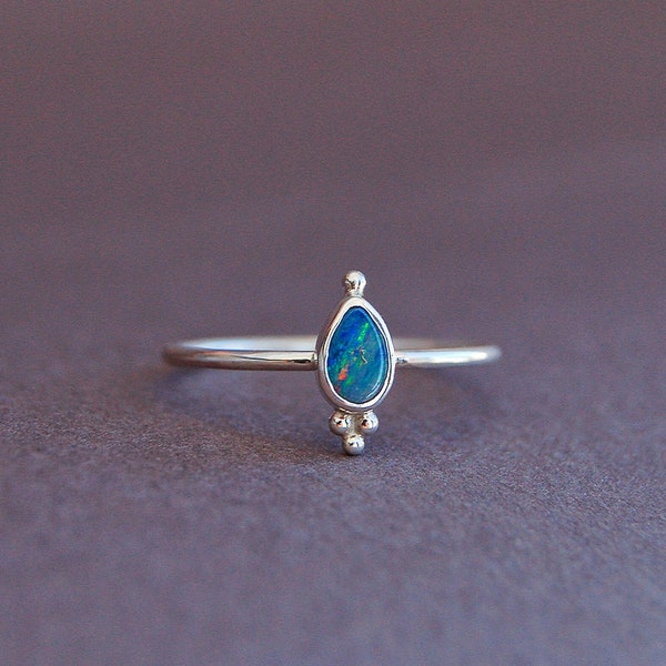 Opal doublet ring/ US size 8/ opal jewelry/Dainty Australian Opal Ring/ drop ring/ lighting ridge/ ethical engagement ring