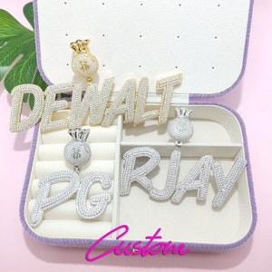 Ciondolo con targhetta personalizzata per borsa porta soldi, catena con nome ghiacciato, collana con lettere in diamante CZ personalizzate, gioielli hip hop, regalo di compleanno personalizzato