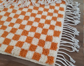 Amazing moroccan berber orange and white Checkered  rug! 3x5.5 ft