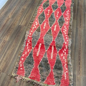 Alfombra de corredor con patrón de diamantes marroquí, teppiche largo rojo y negro 2,7 X 8,8 pies