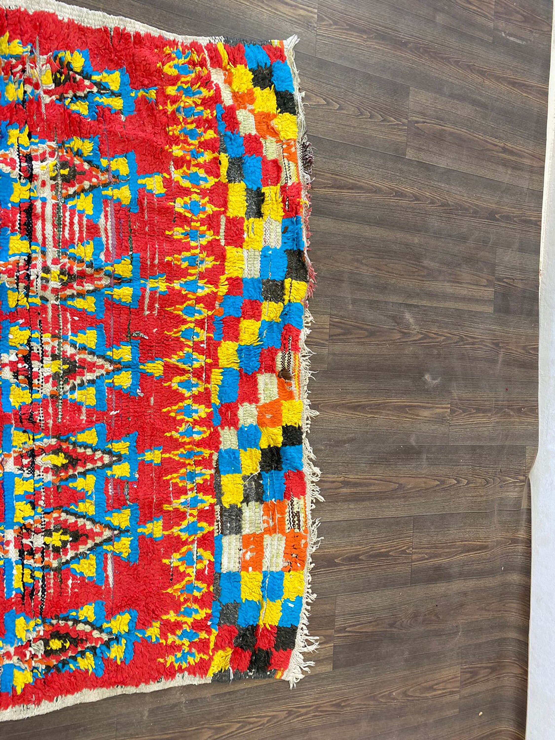 ヴィンテージ ベルベルラグ：手織りモロッコ絨毯、抽象的な多色